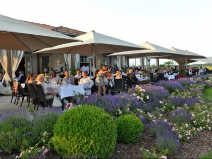 Photo: Golf Restaurant Valley